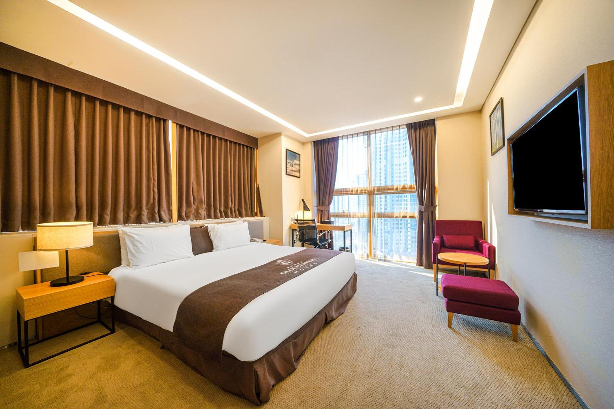 Gloucester Hotel אינצ'ון מראה חיצוני תמונה