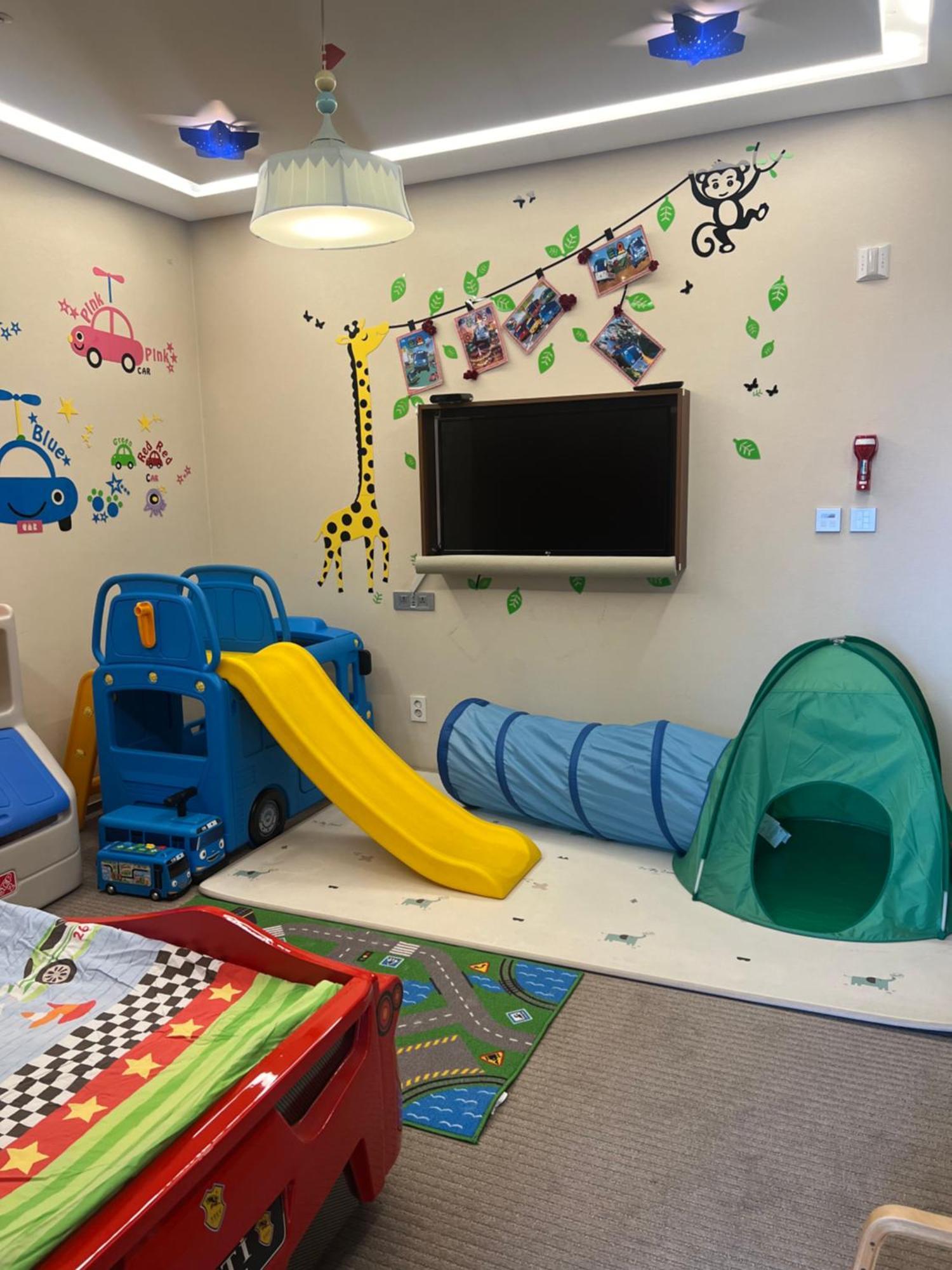 Gloucester Hotel אינצ'ון מראה חיצוני תמונה